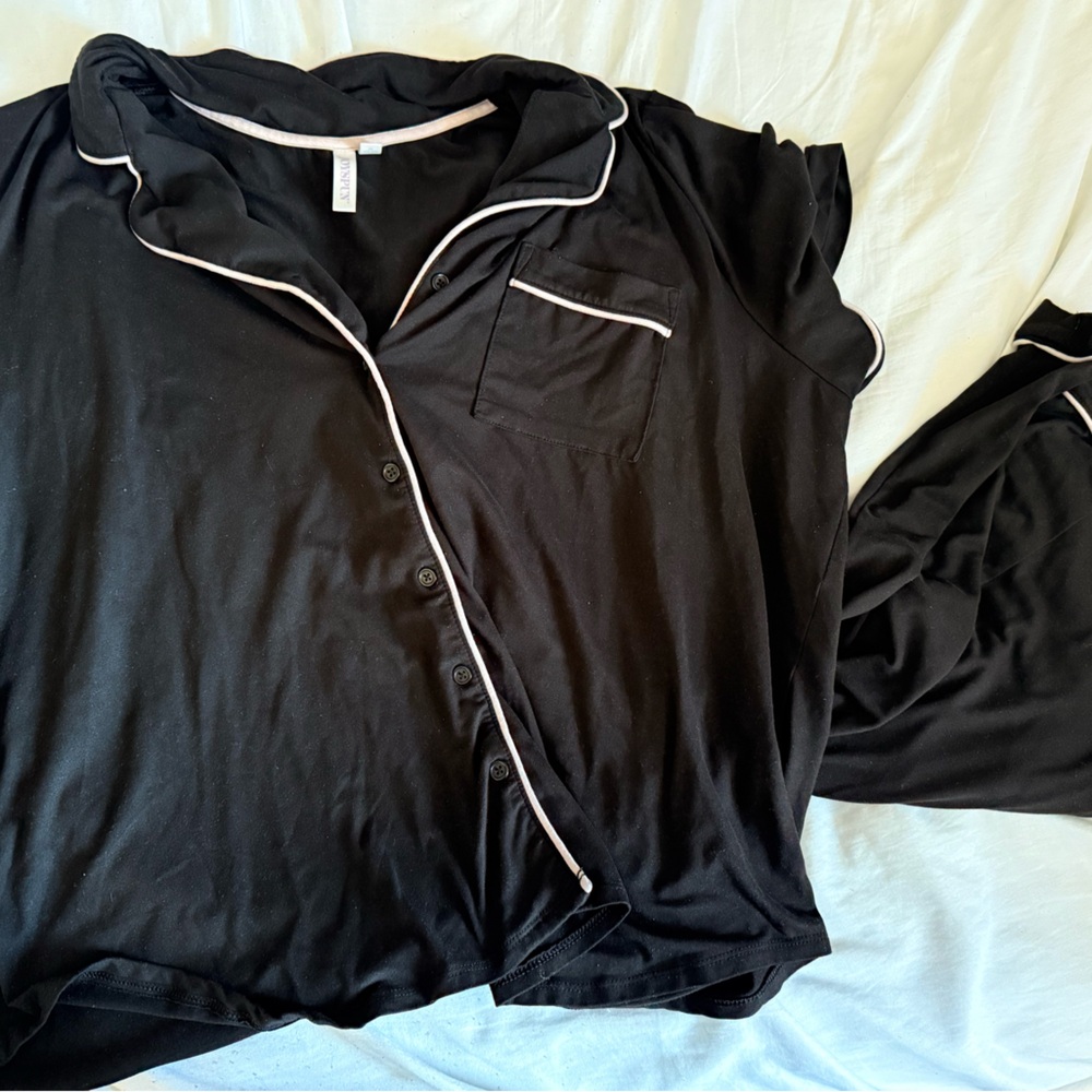 Black Women's Pajama Set